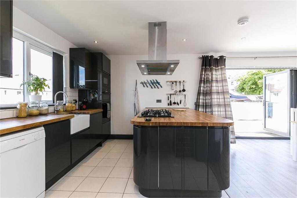 Dreghorn House 4 Bedrooms 3 Toilets 3 Reception Free Parking 233 Mbp Wifi EDI Eksteriør billede