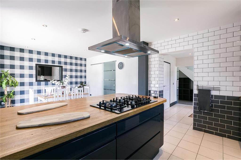 Dreghorn House 4 Bedrooms 3 Toilets 3 Reception Free Parking 233 Mbp Wifi EDI Eksteriør billede