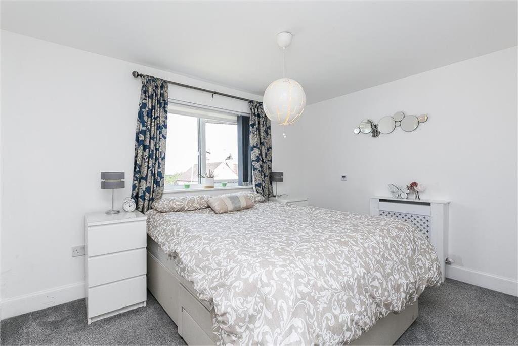 Dreghorn House 4 Bedrooms 3 Toilets 3 Reception Free Parking 233 Mbp Wifi EDI Eksteriør billede