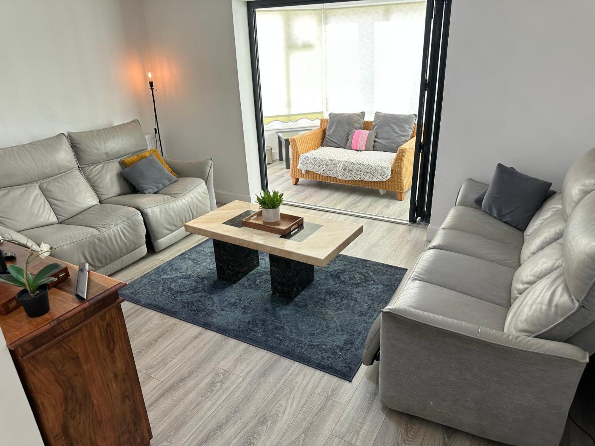 Dreghorn House 4 Bedrooms 3 Toilets 3 Reception Free Parking 233 Mbp Wifi EDI Eksteriør billede