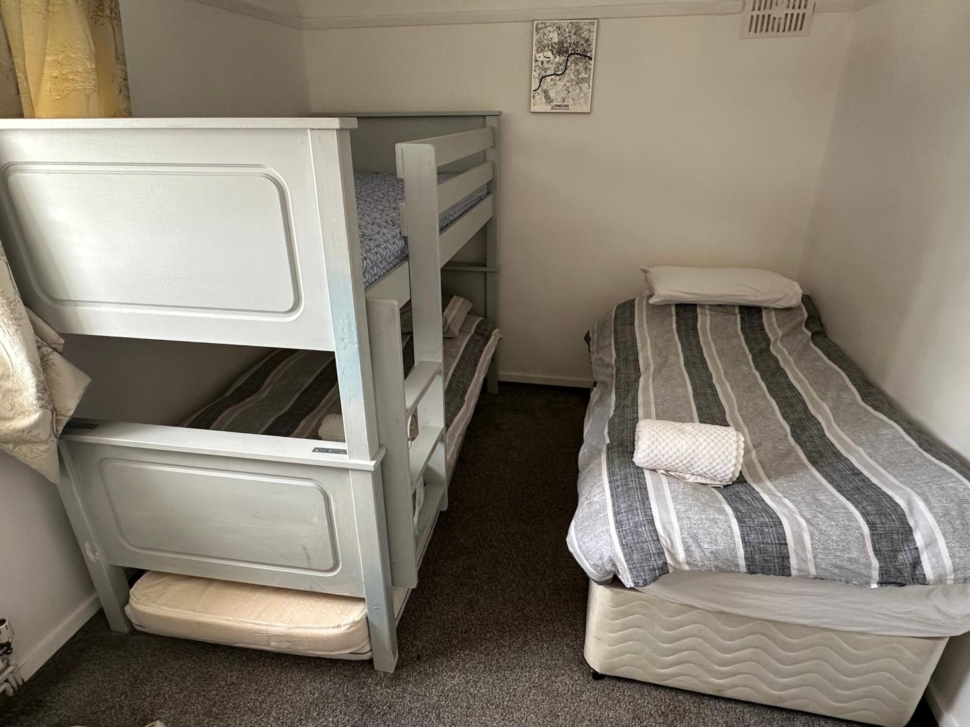 Dreghorn House 4 Bedrooms 3 Toilets 3 Reception Free Parking 233 Mbp Wifi EDI Eksteriør billede